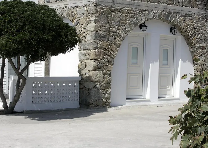 Апарт-отель Peter Орнос